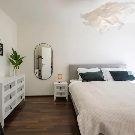 Stayy Green Oasis Near Zurich I Free Parking I Tv Dietikon Exterior photo